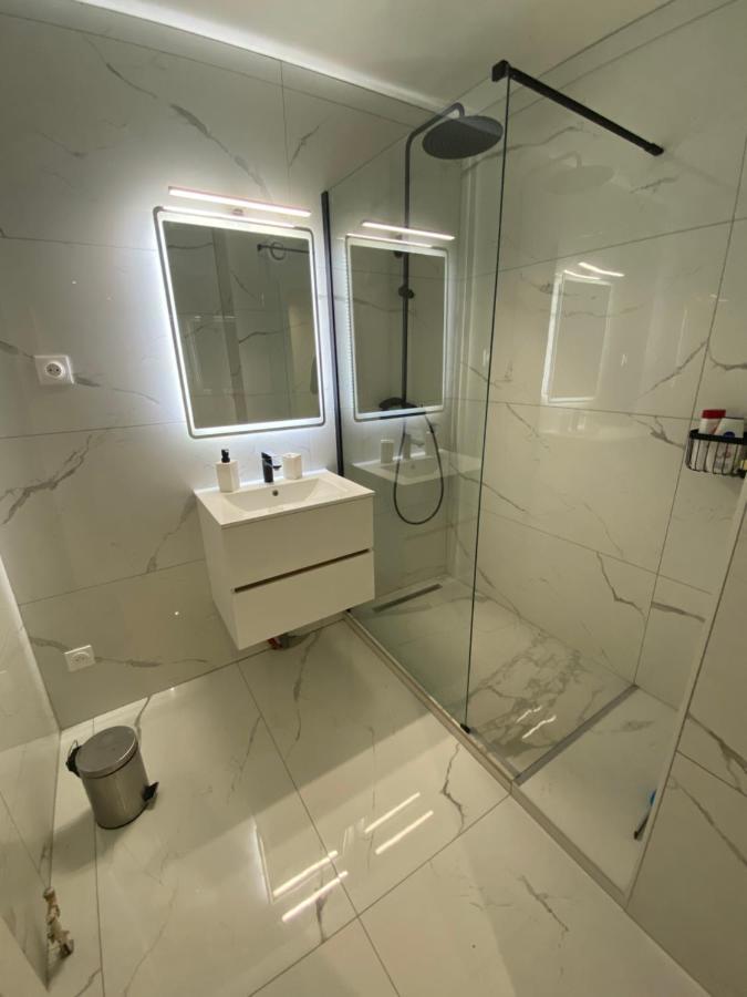 Appartement Avec Belle Vue Et Place De Parking อานมาส ภายนอก รูปภาพ